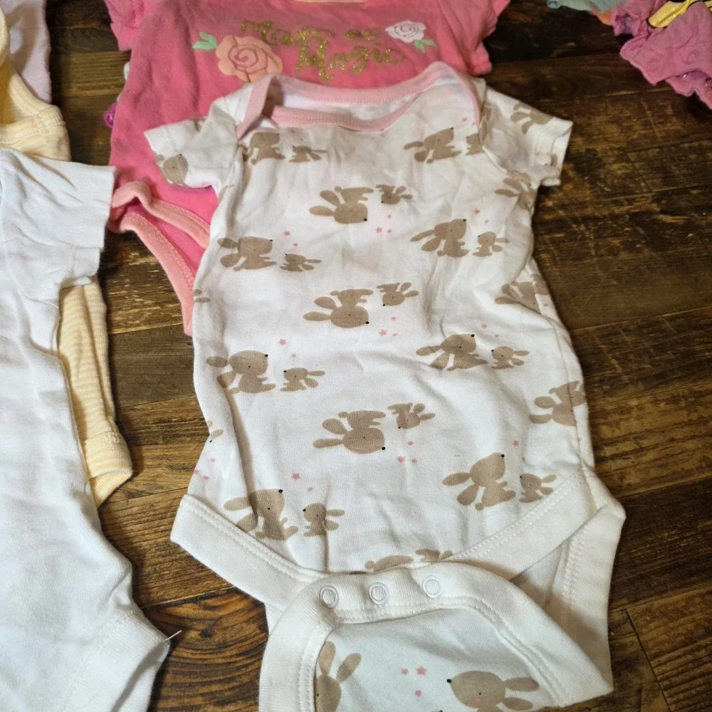 Baby Girl 3-6 Mo Bodysuit 12pc Lot Pajamas Pastels One Piece Bundle Newborn